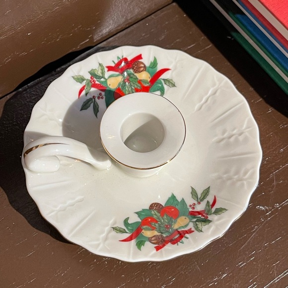 Vintage Porcelain Christmas Candle Holders made in Japan Set of 2 - Picture 4 of 11